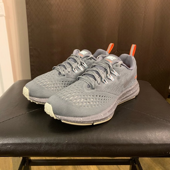 nike zoom winflo 4 shield women's